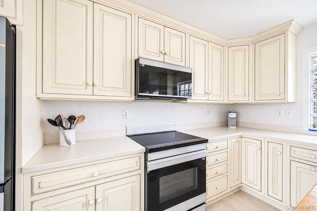 Photo of 431 Dune Road
