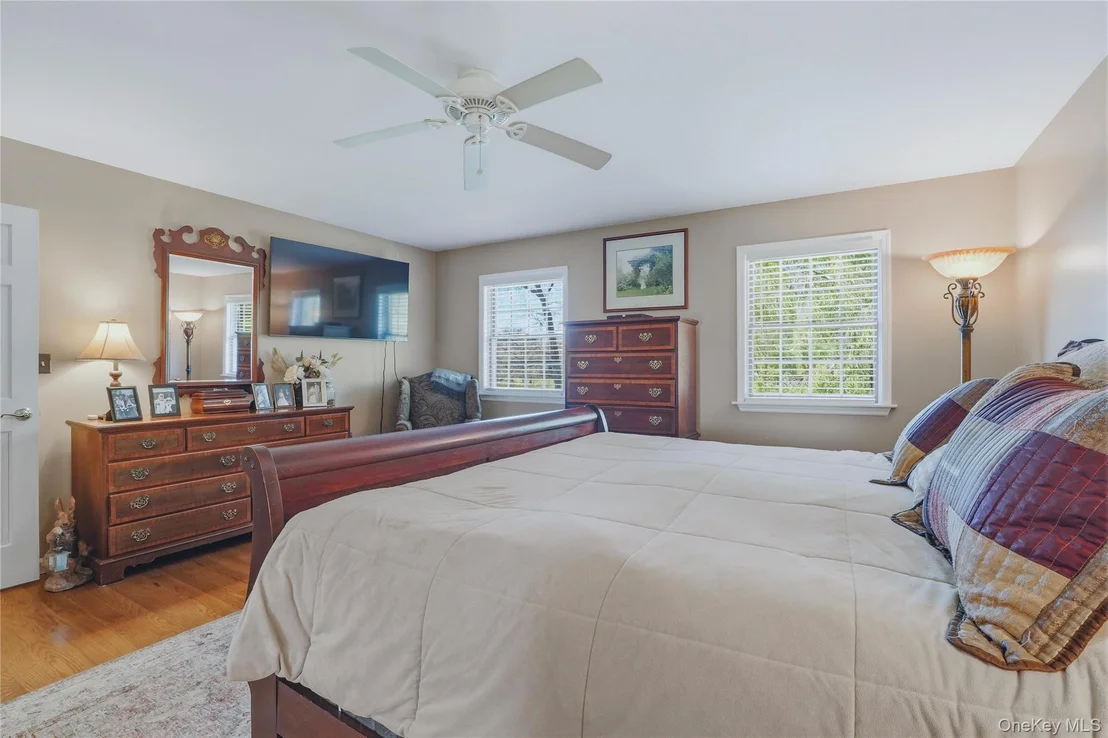 Photo of 36 River Glen Road