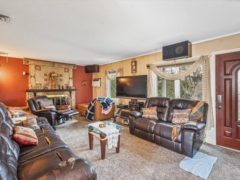 Photo of 3400 Parkway Drive