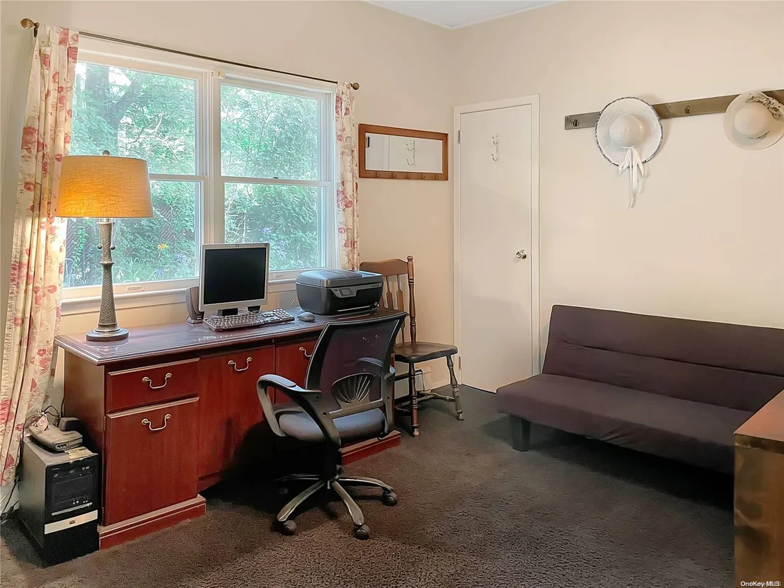 Photo of 85 Maple Avenue