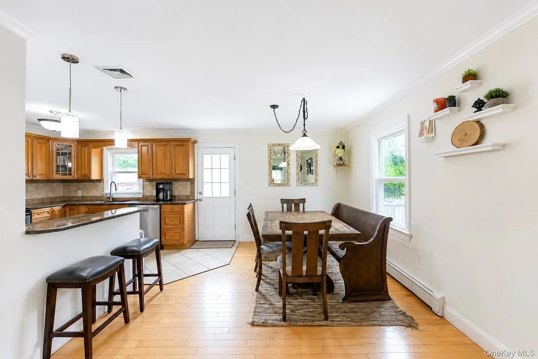 Photo of 18 Hillcrest Road