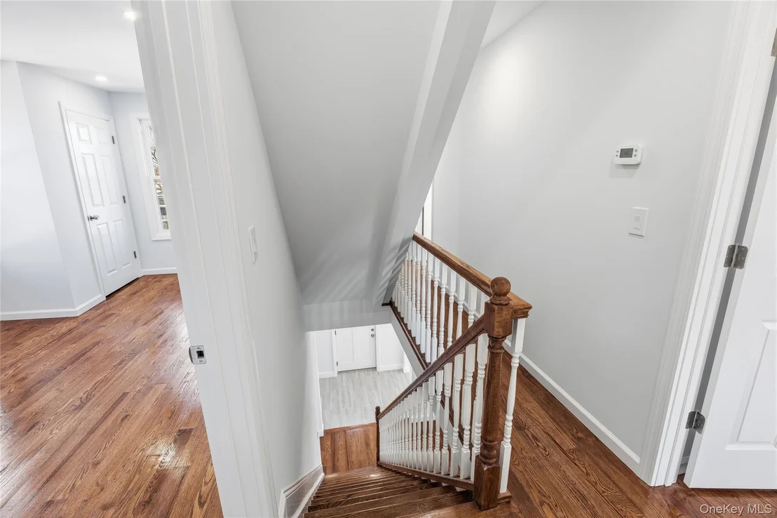 Photo of 22 Colonial Avenue