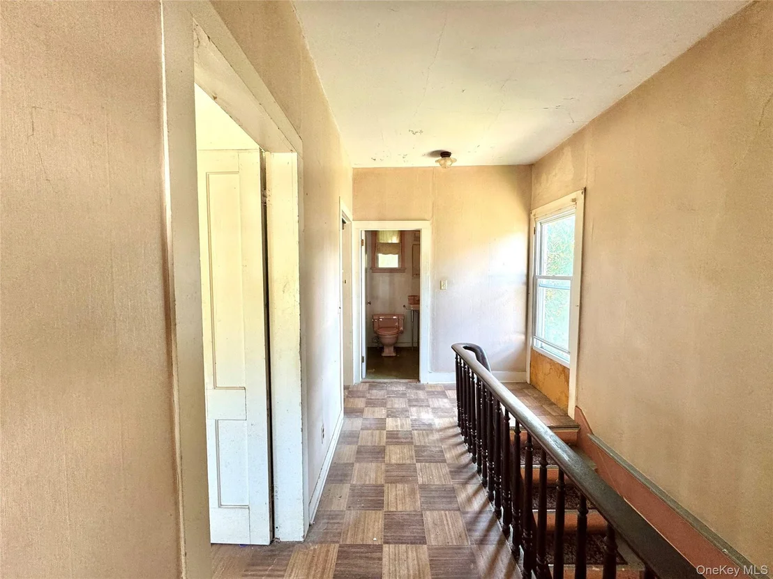 Photo of 571 Main Street
