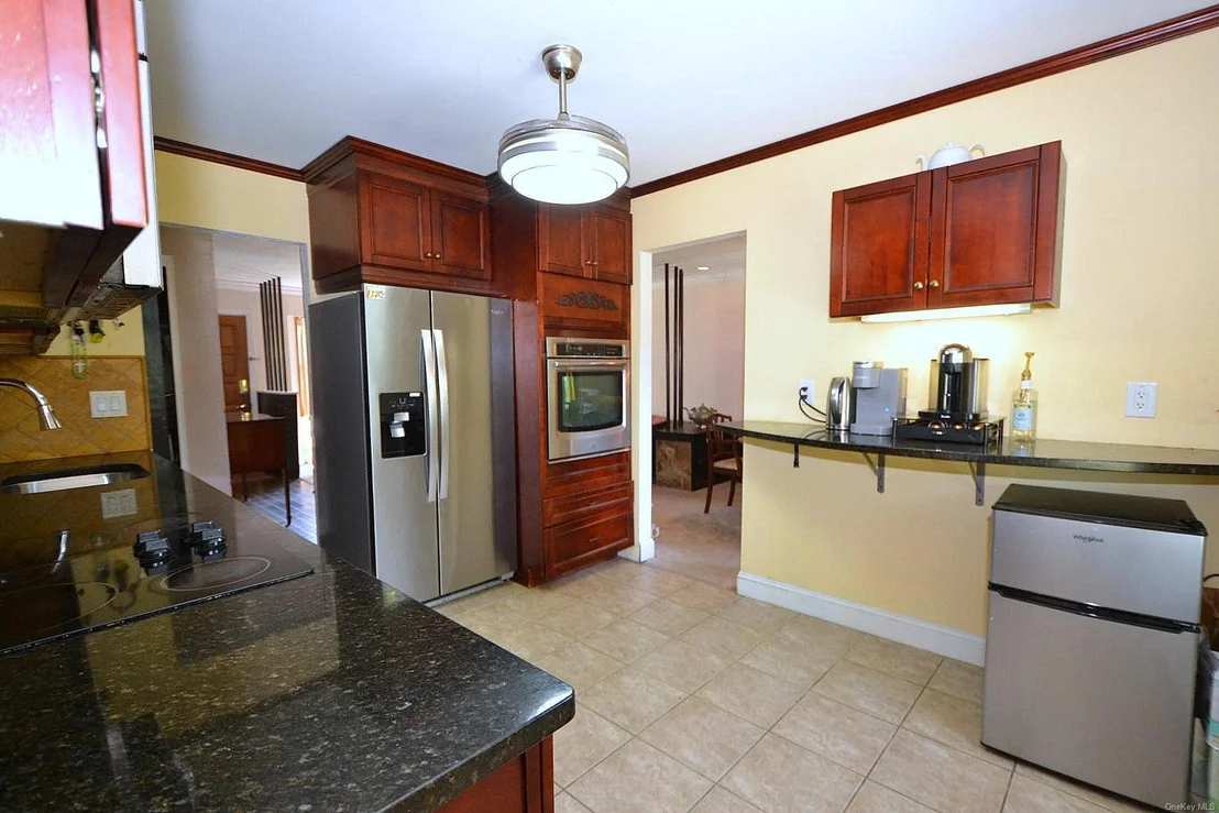 Photo of 60 Tanglewood Drive