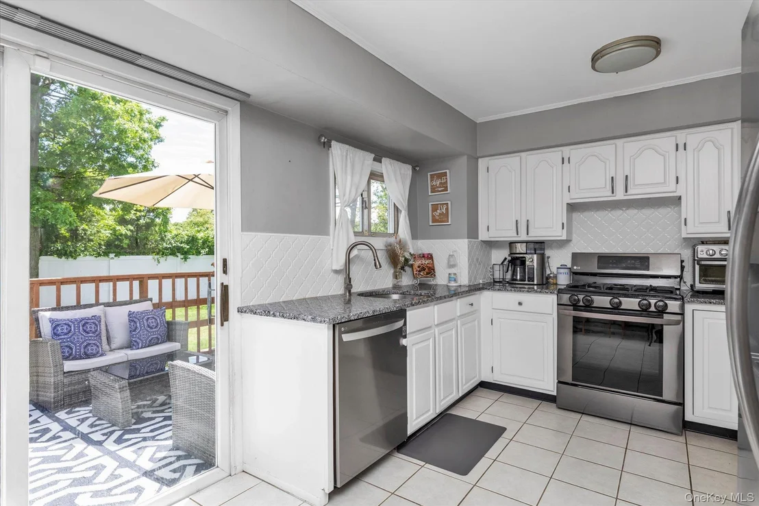 Photo of 64 Kobb Boulevard