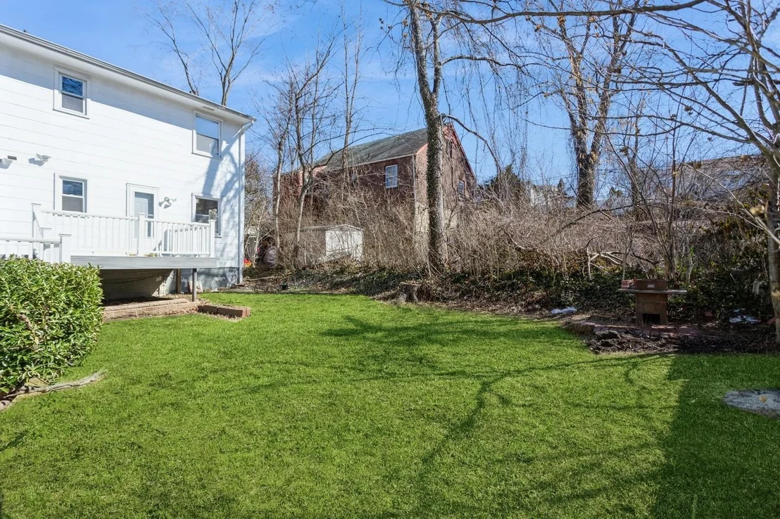 Photo of 52 Delaware Road