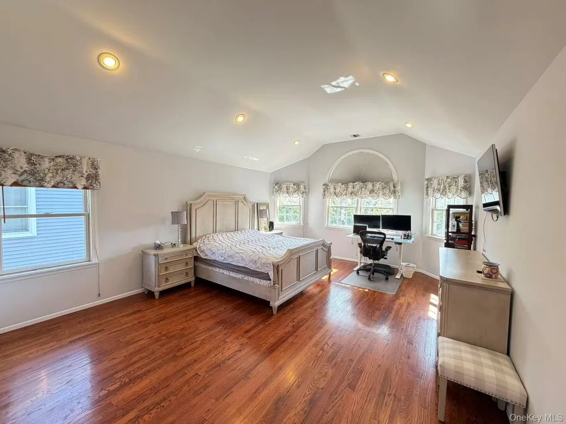 Photo of 122 Walker Road