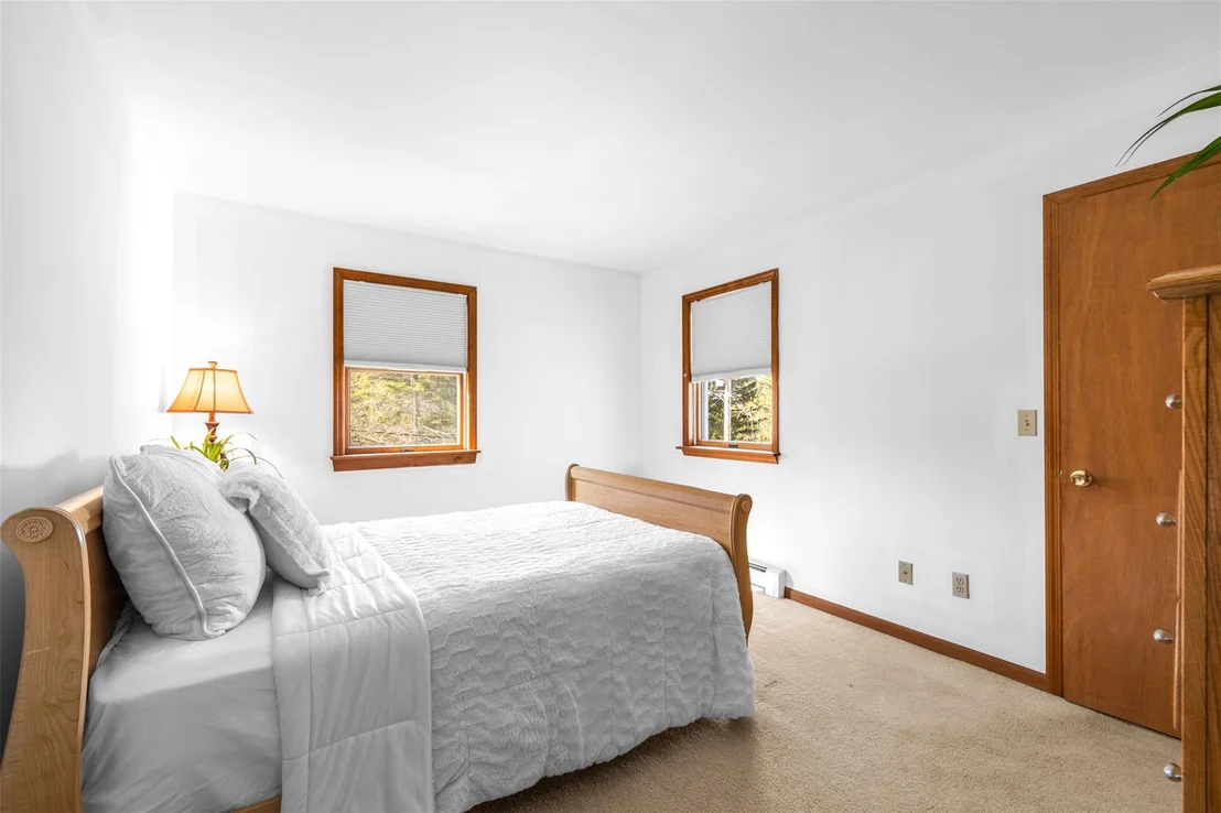 Photo of 33 Ireland Drive