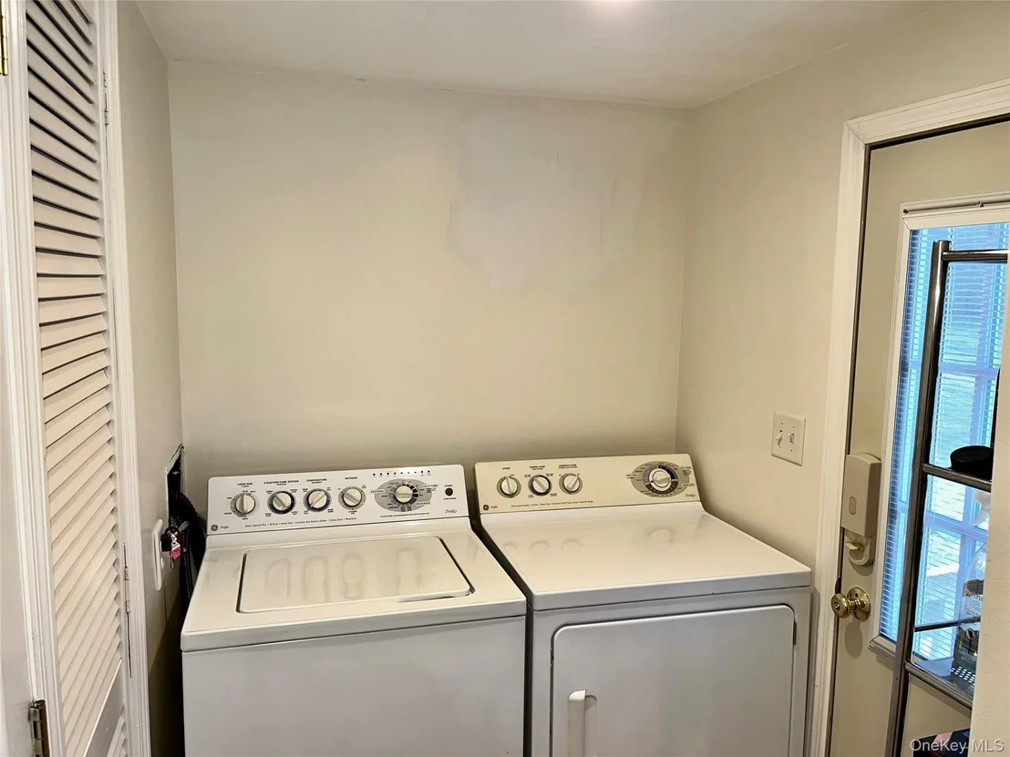Photo of 529 5th Ave