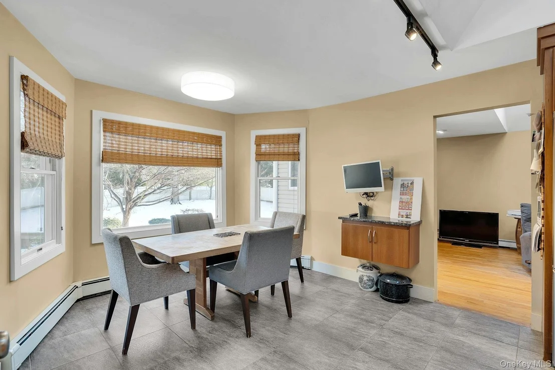 Photo of 48 Randolph Drive