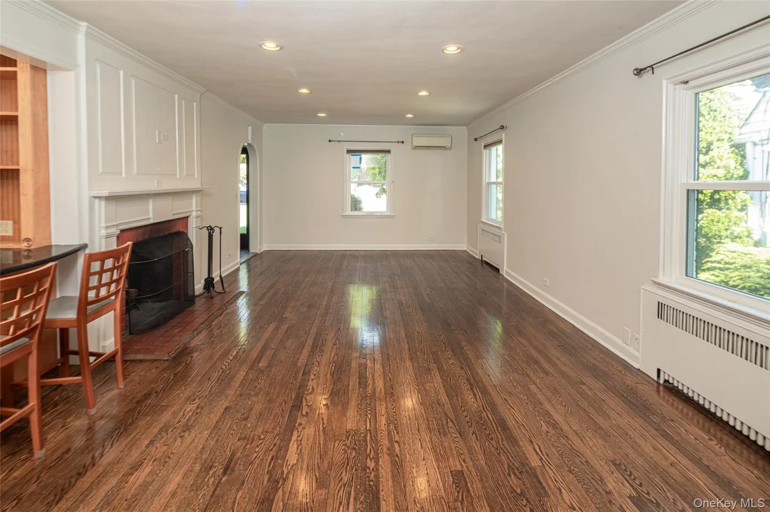 Photo of 271 Read Avenue