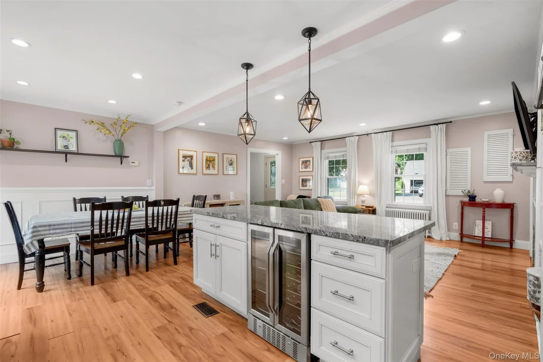Photo of 30 Orchard Park