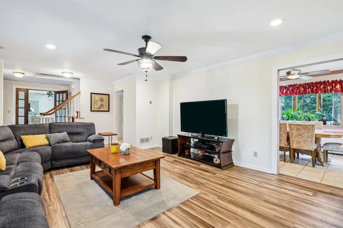 Photo of 8 Clover Drive