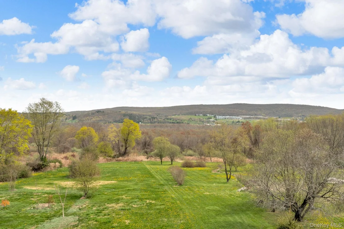 Photo of 172 Cornwall Hill Road