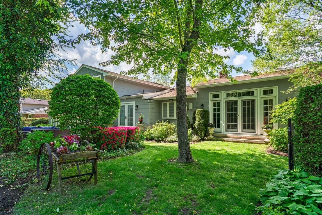 Photo of 39 Bucknell Drive