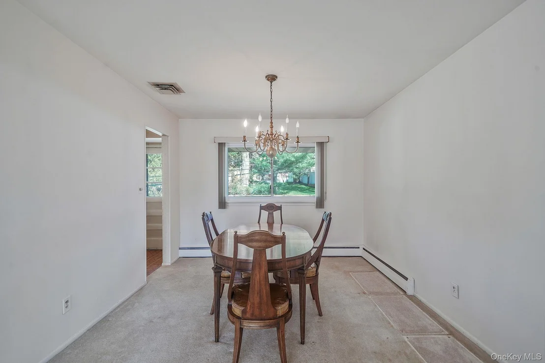 Photo of 13 Bee Drive