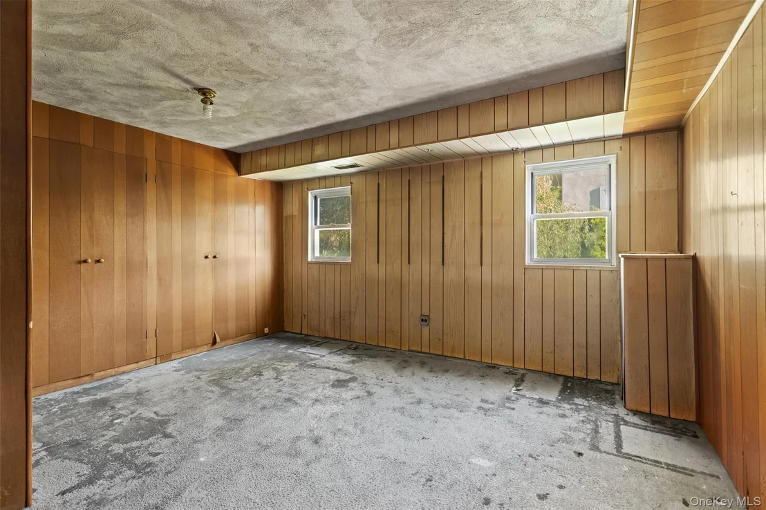 Photo of 180 Bradford Avenue