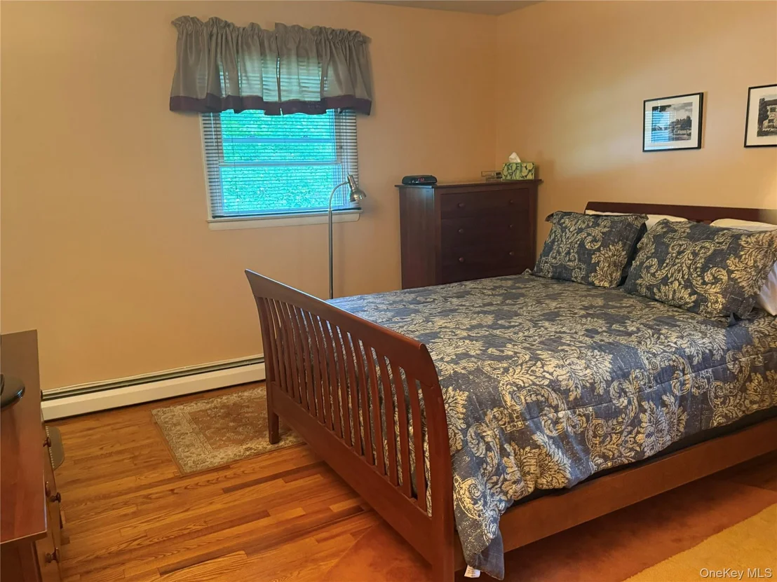 Photo of 24 Fox Hill Road