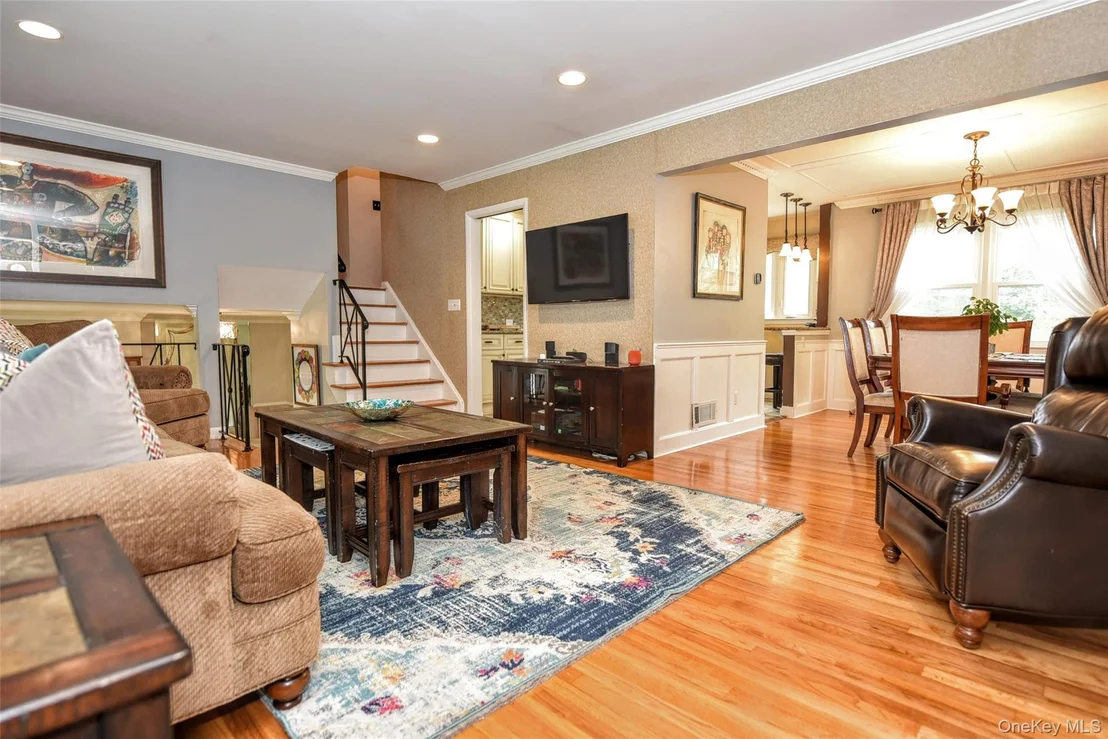 Photo of 3 Forest Knoll Drive
