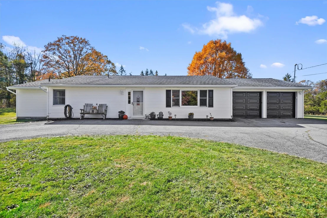 Photo of 397 Bellvale Road
