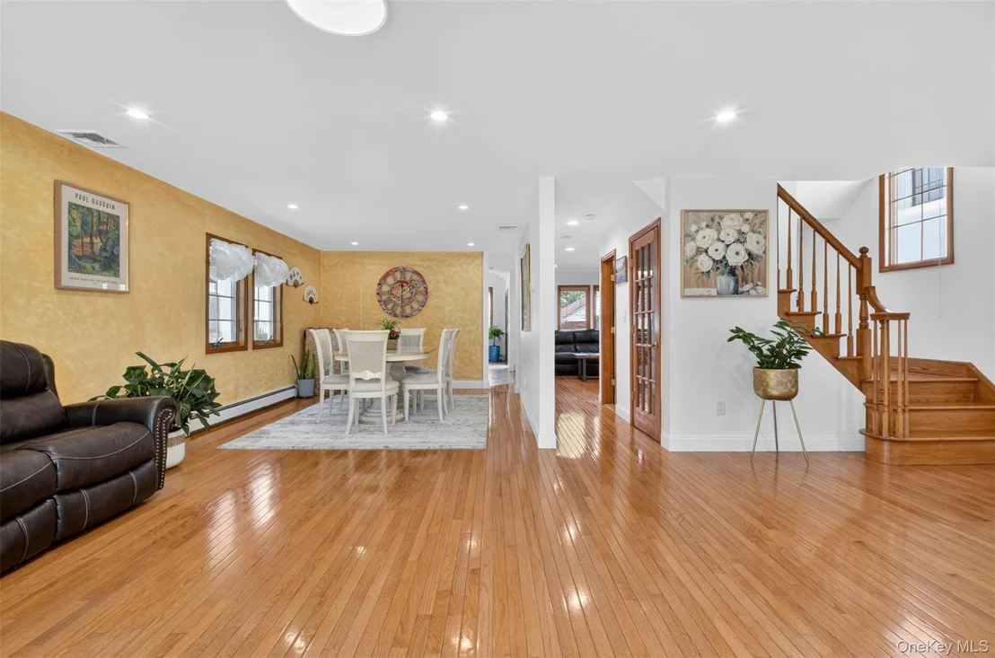 Photo of 162-11 12th Road
