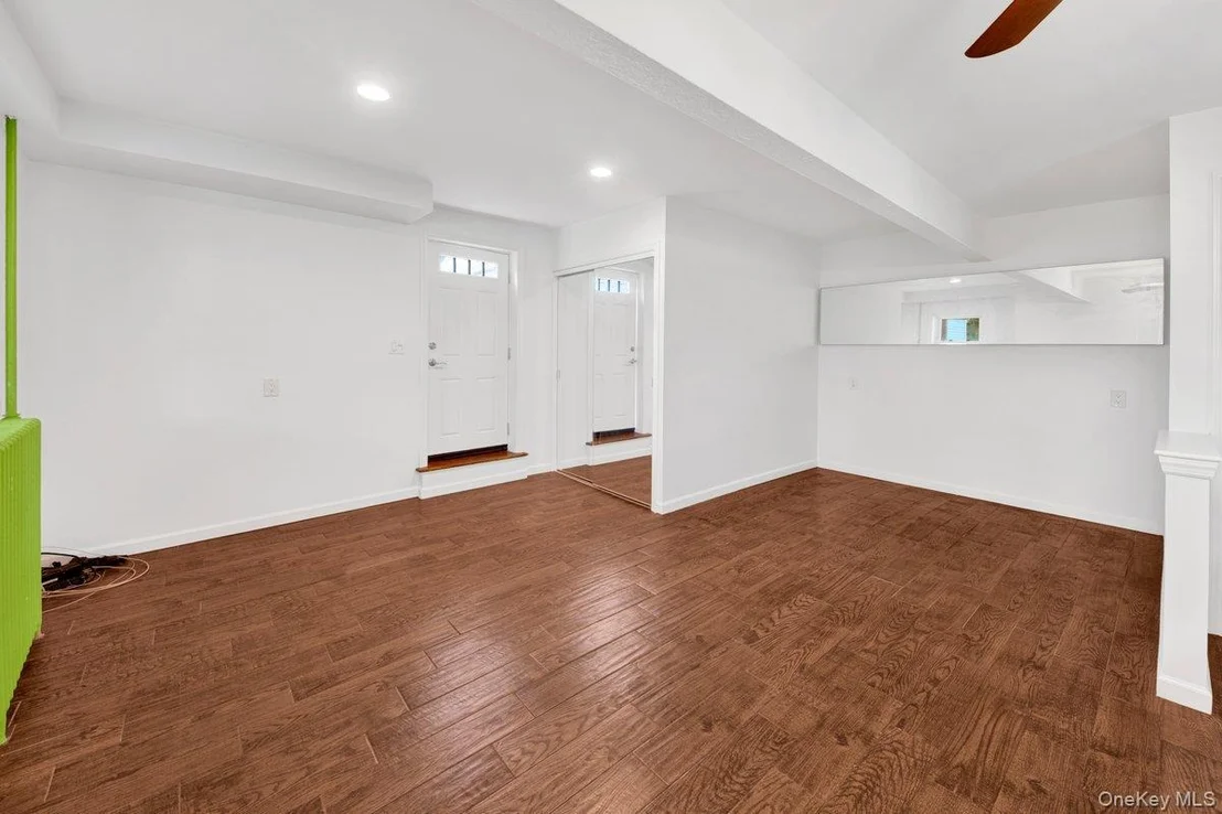 Photo of 3088 Mullan Place