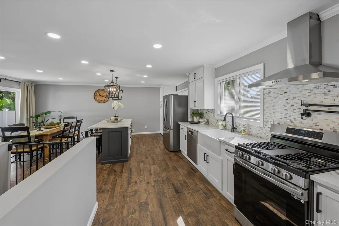 Photo of 12 Lillian Lane
