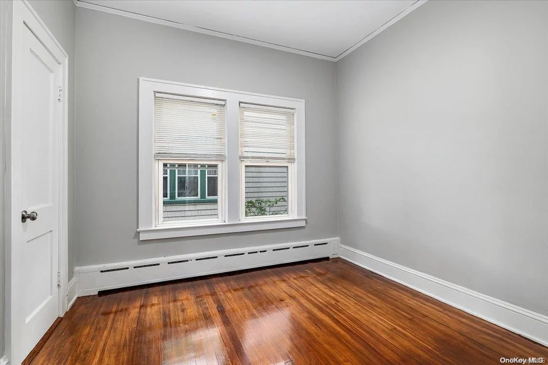 Photo of 187 Plainview Road