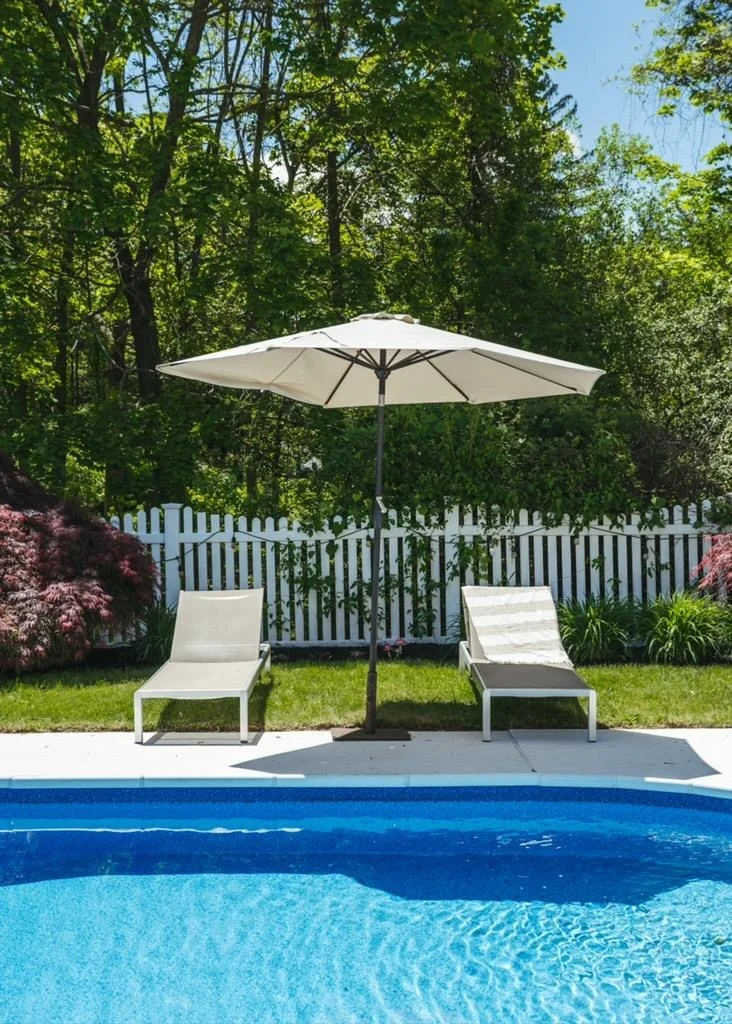 Photo of 222 Lakeside Road