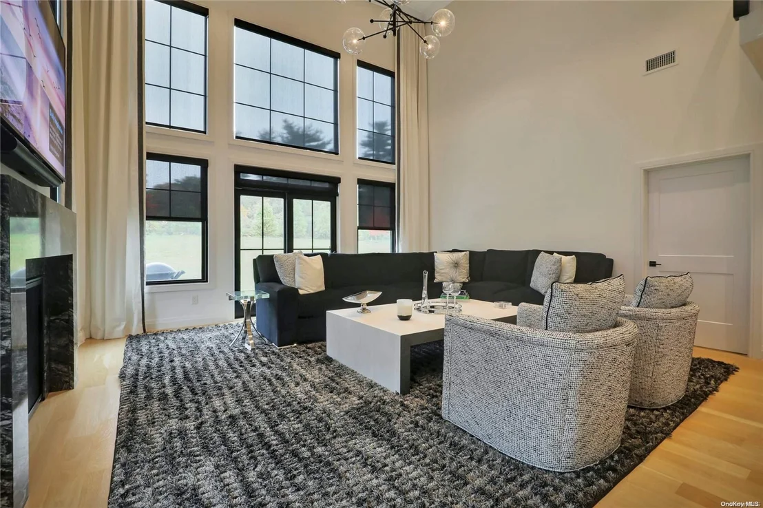 Photo of 73101 Spruce Pond Circle