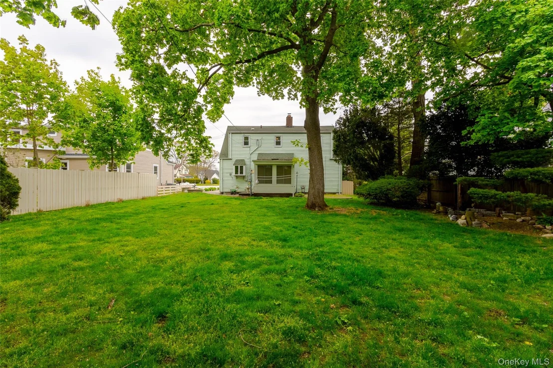 Photo of 90 Sunset Road