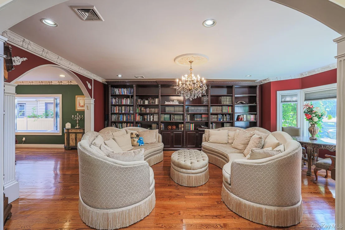 Photo of 410 Broadway