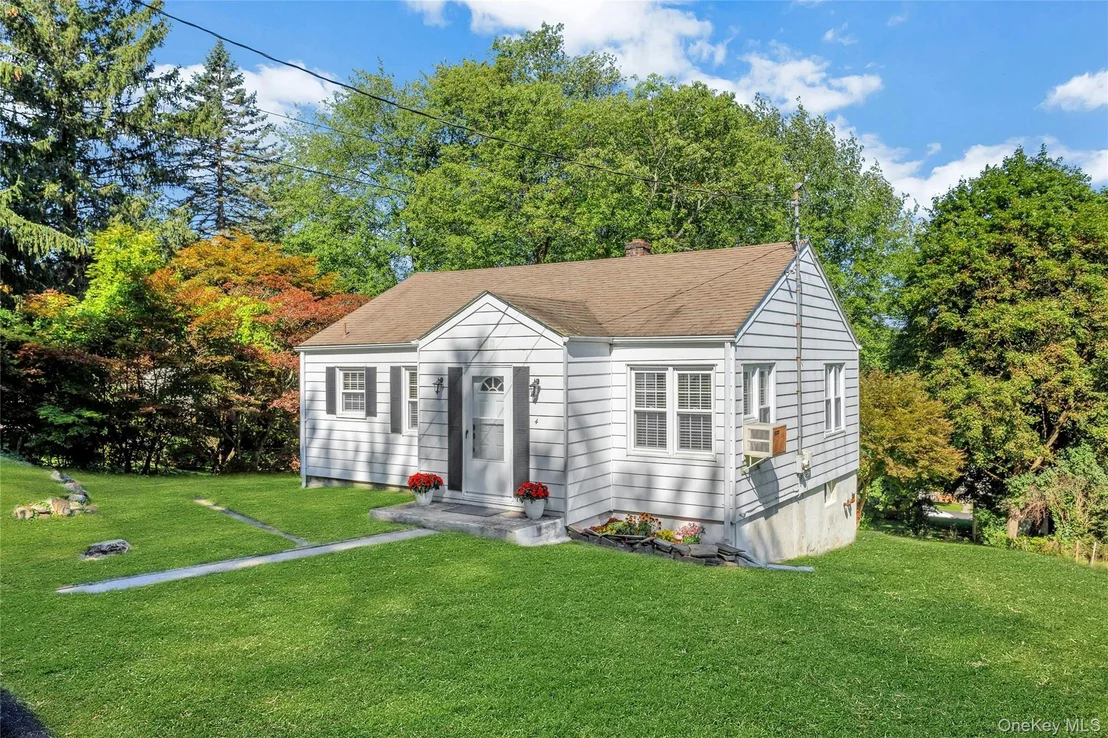 Photo of 4 Crescent Drive