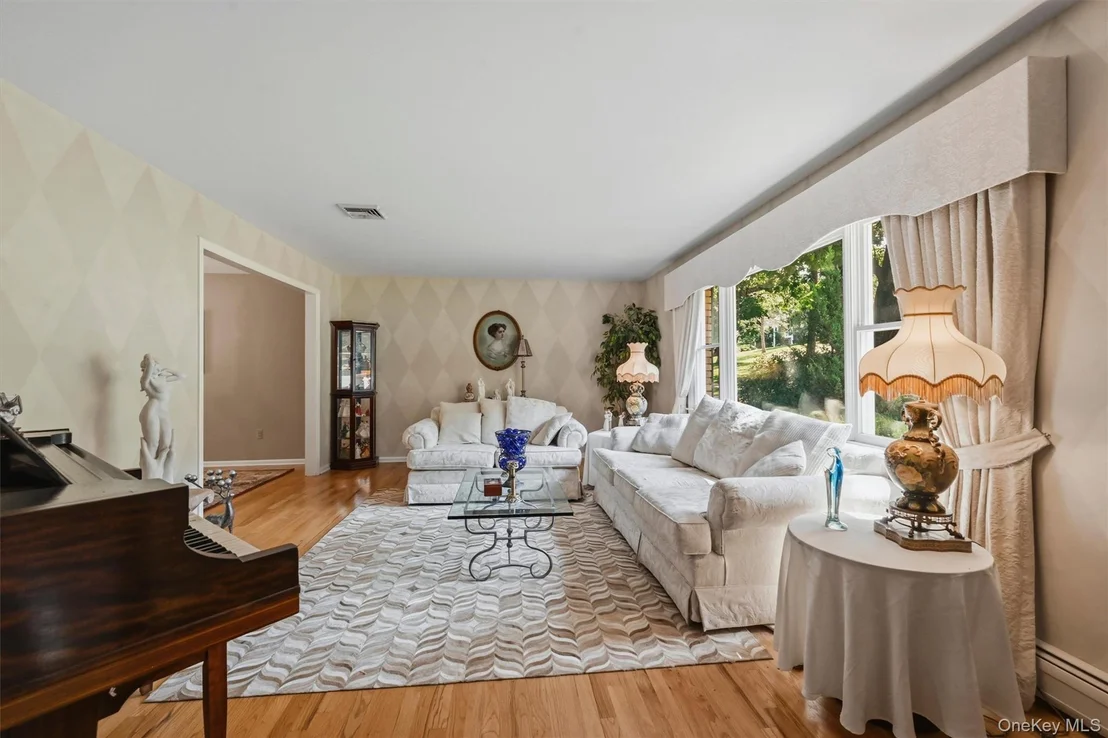 Photo of 24 Gregory Drive