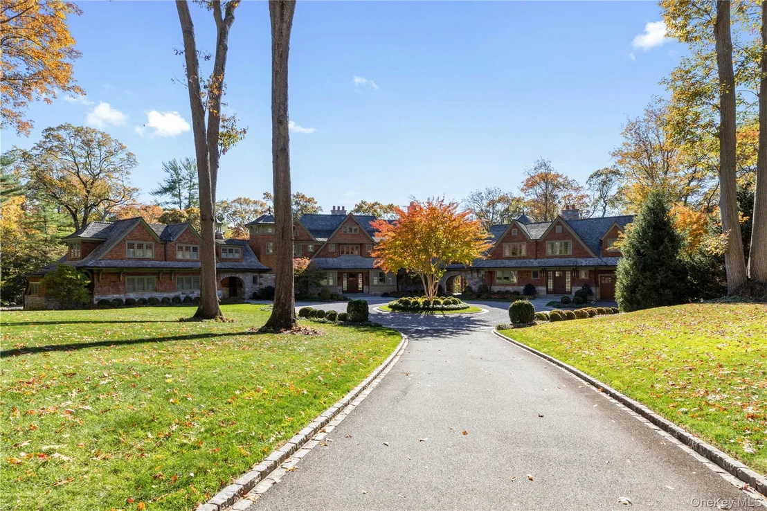 Photo of 143 Heather Lane