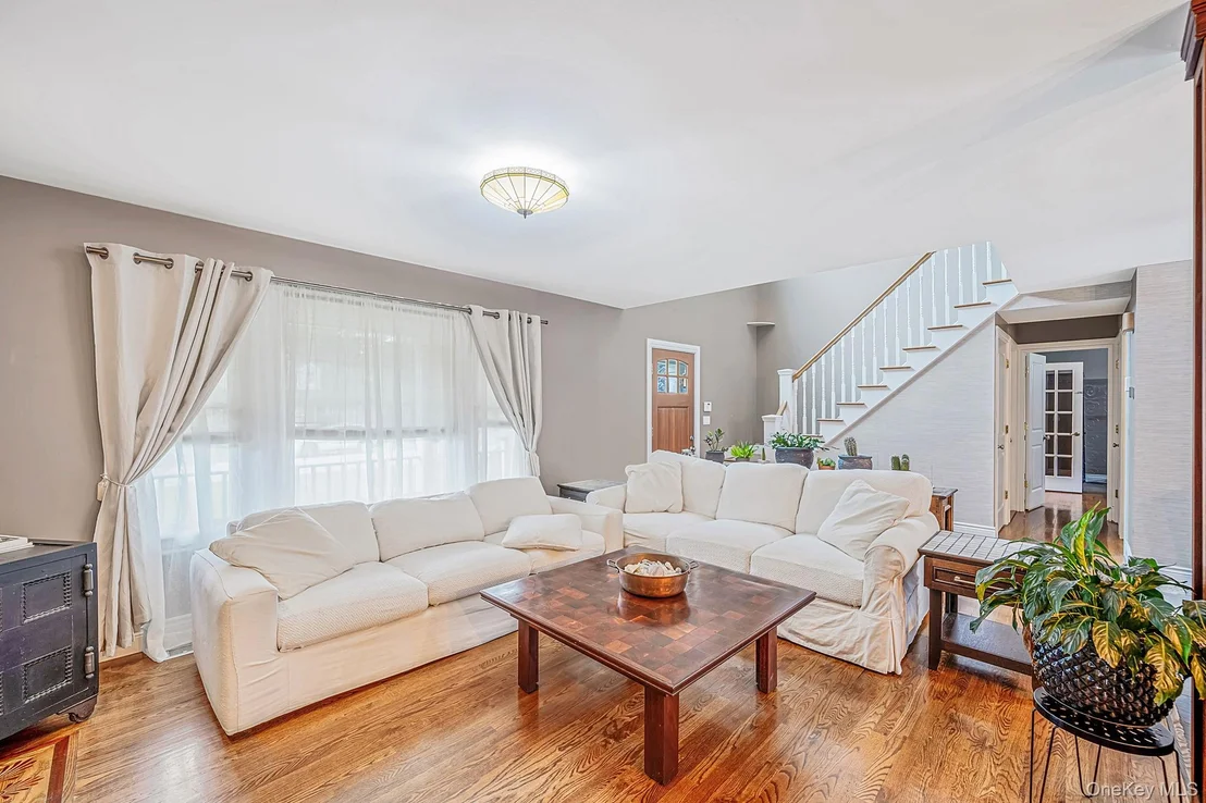 Photo of 17 Mayfield Drive