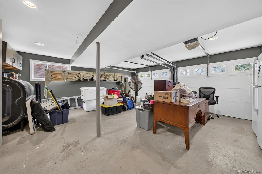 Photo of 395 Bunker Drive