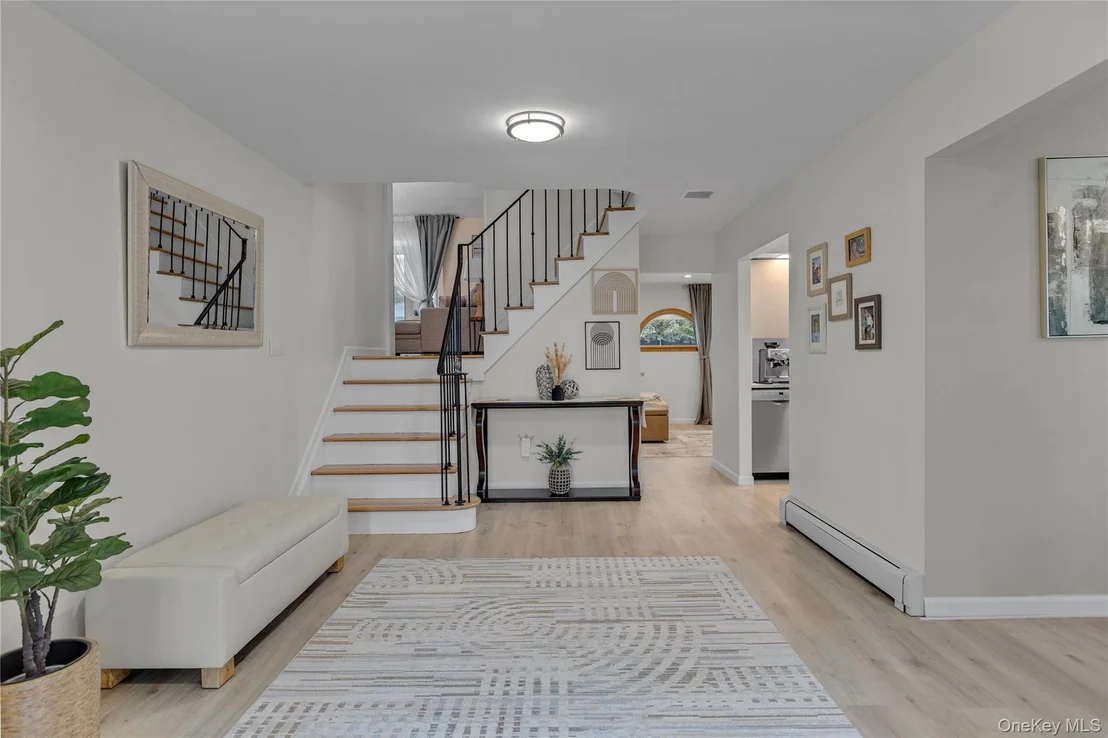 Photo of 154 Alexander Avenue