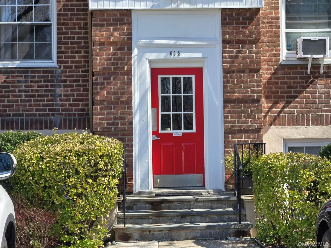 Photo of Unit TG at 65 Rockledge Road
