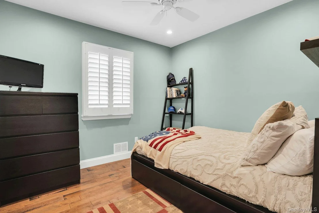 Photo of 101 Hayrick Lane