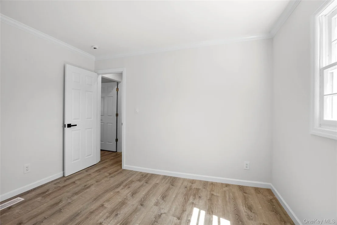 Photo of 32 Flintlock Drive