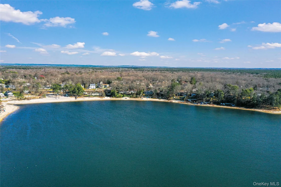 Photo of 97 Lakeside Trail