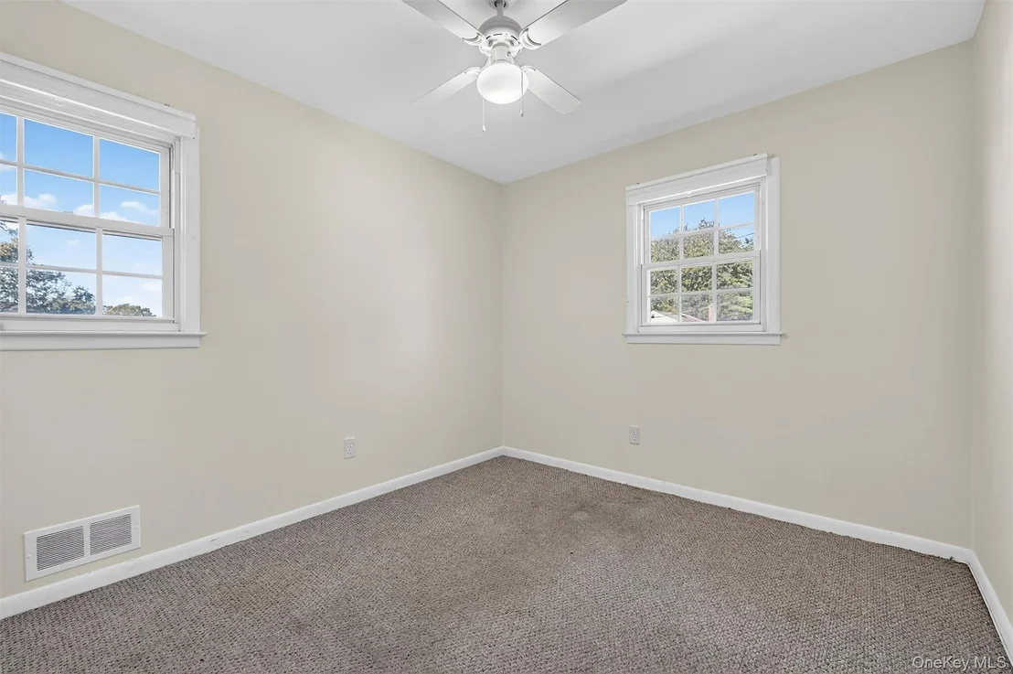 Photo of 23 Maplewood Boulevard