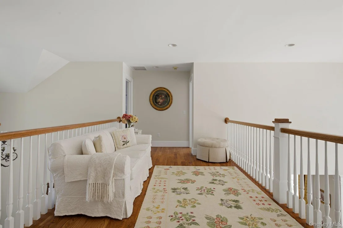 Photo of 19 Cedarfield Lane