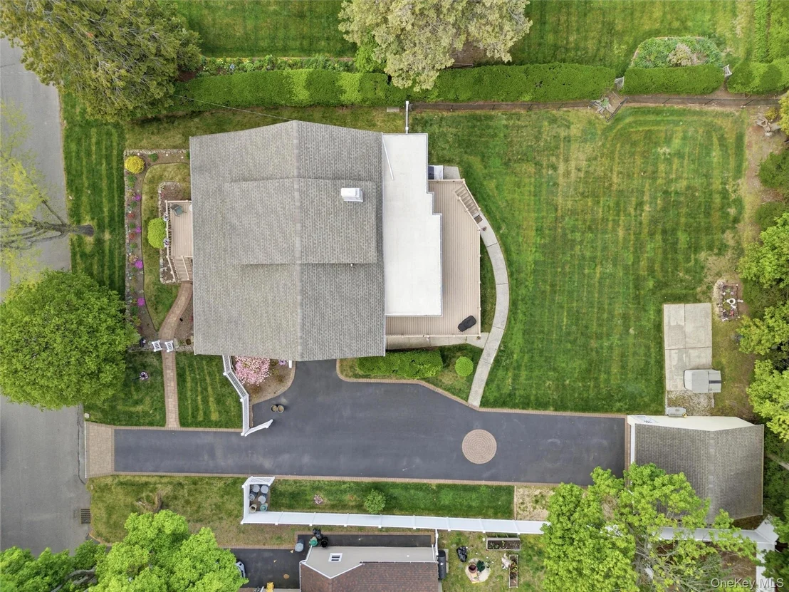 Photo of 414 Potter Boulevard