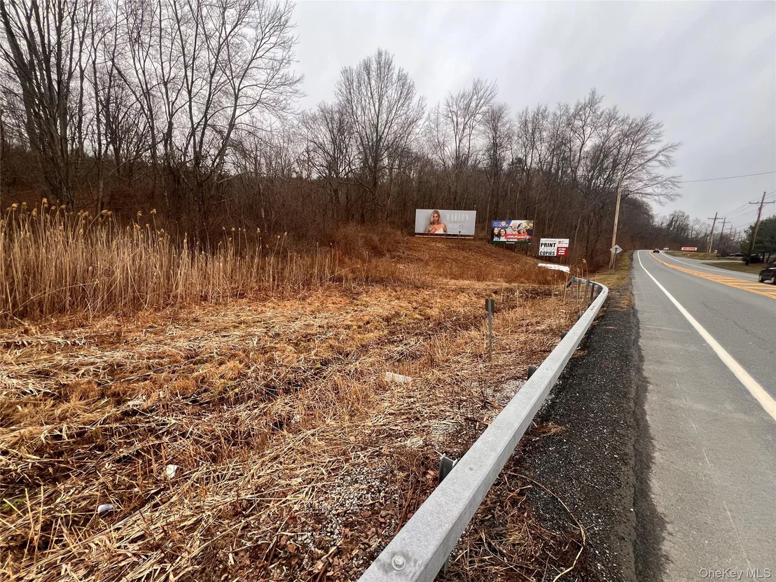 Photo of 2413 Route 44