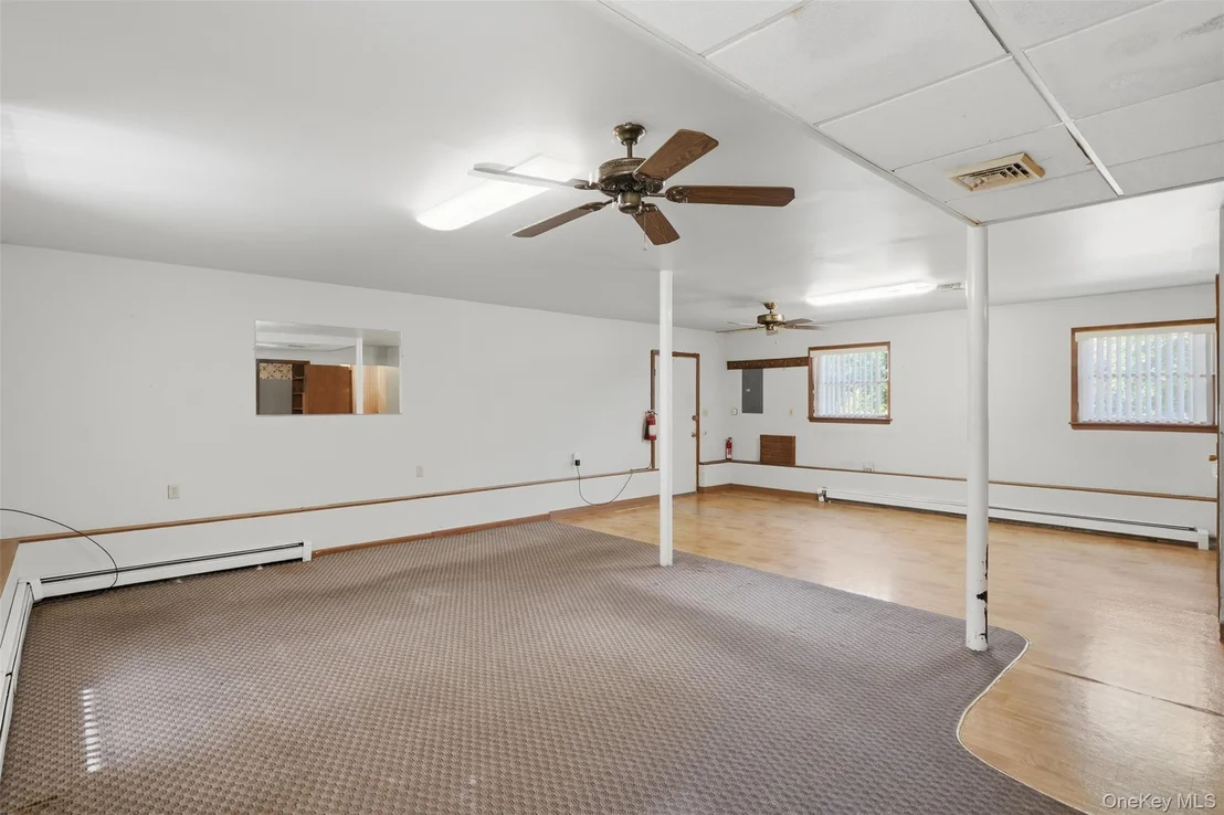 Photo of 122 River Road