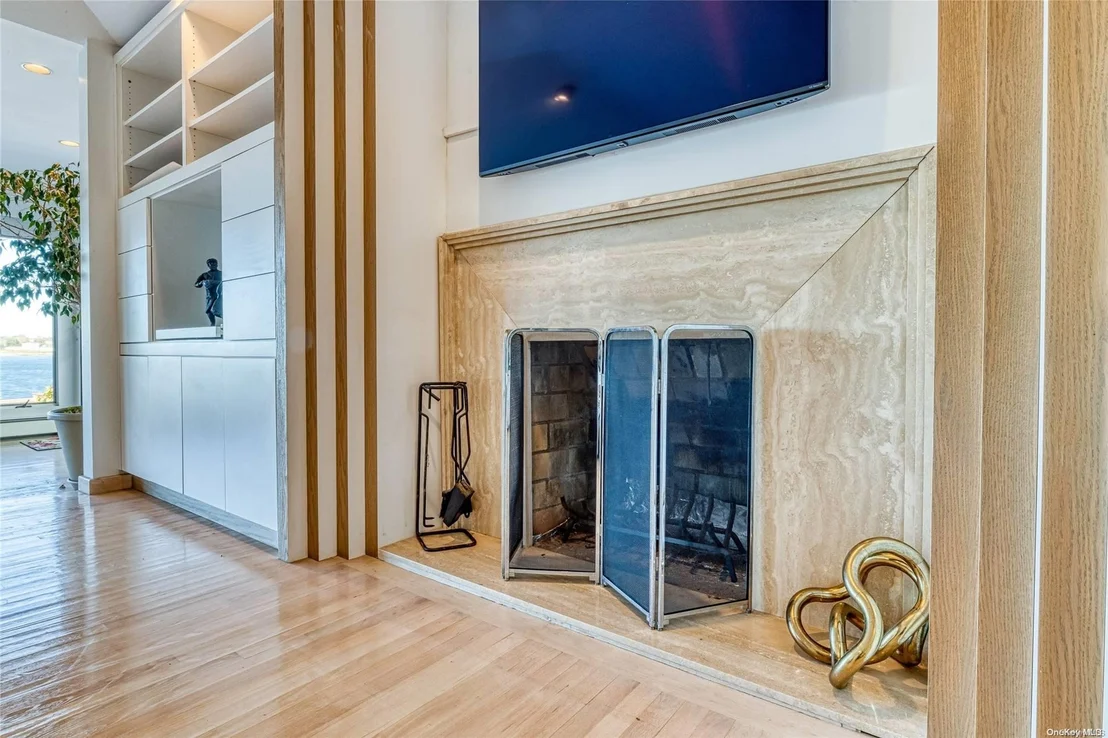 Photo of 1764 Bay Boulevard