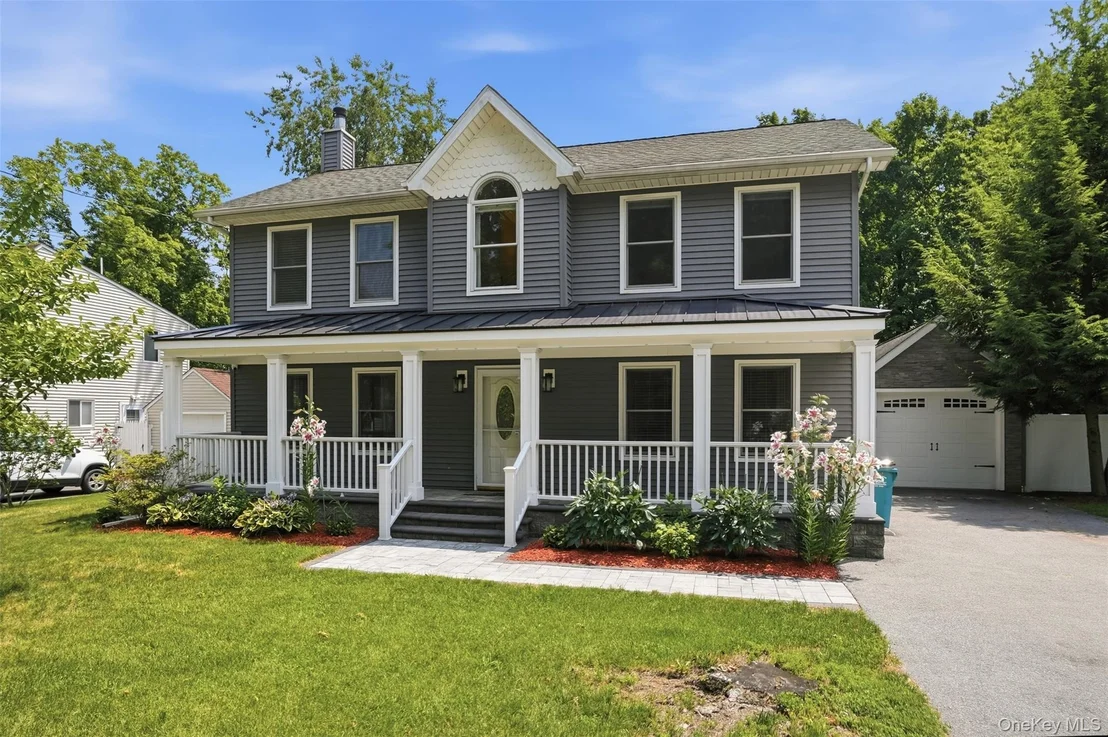 Photo of 10 Henmond Boulevard
