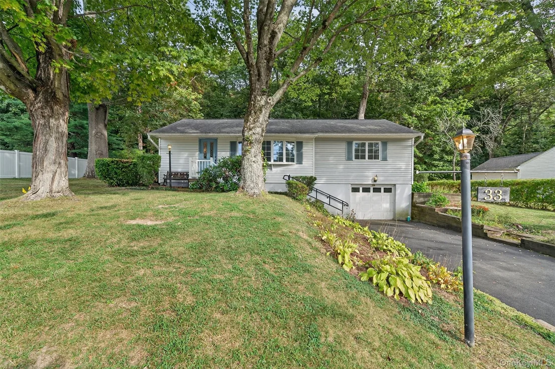 Photo of 33 Windwood Drive